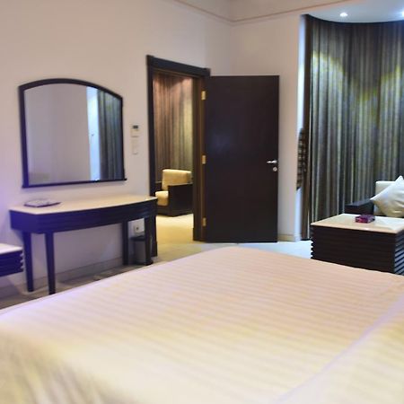 Al Tayyar Suites & Hotel Apartments - Riyad Dış mekan fotoğraf