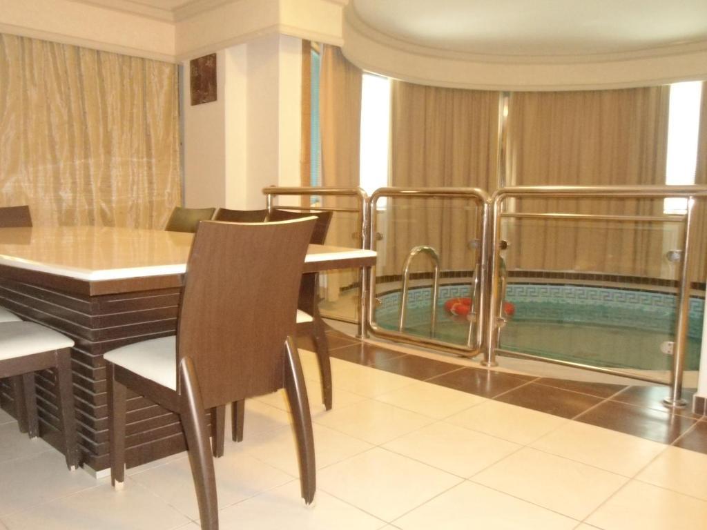 Al Tayyar Suites & Hotel Apartments - Riyad Oda fotoğraf